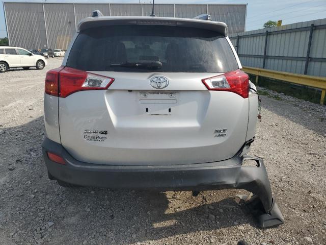  TOYOTA RAV4 2015 Сріблястий