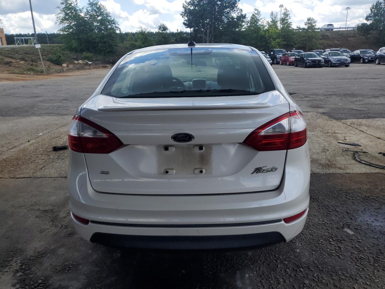 3FADP4BJ3HM136812 2017 Ford Fiesta Se