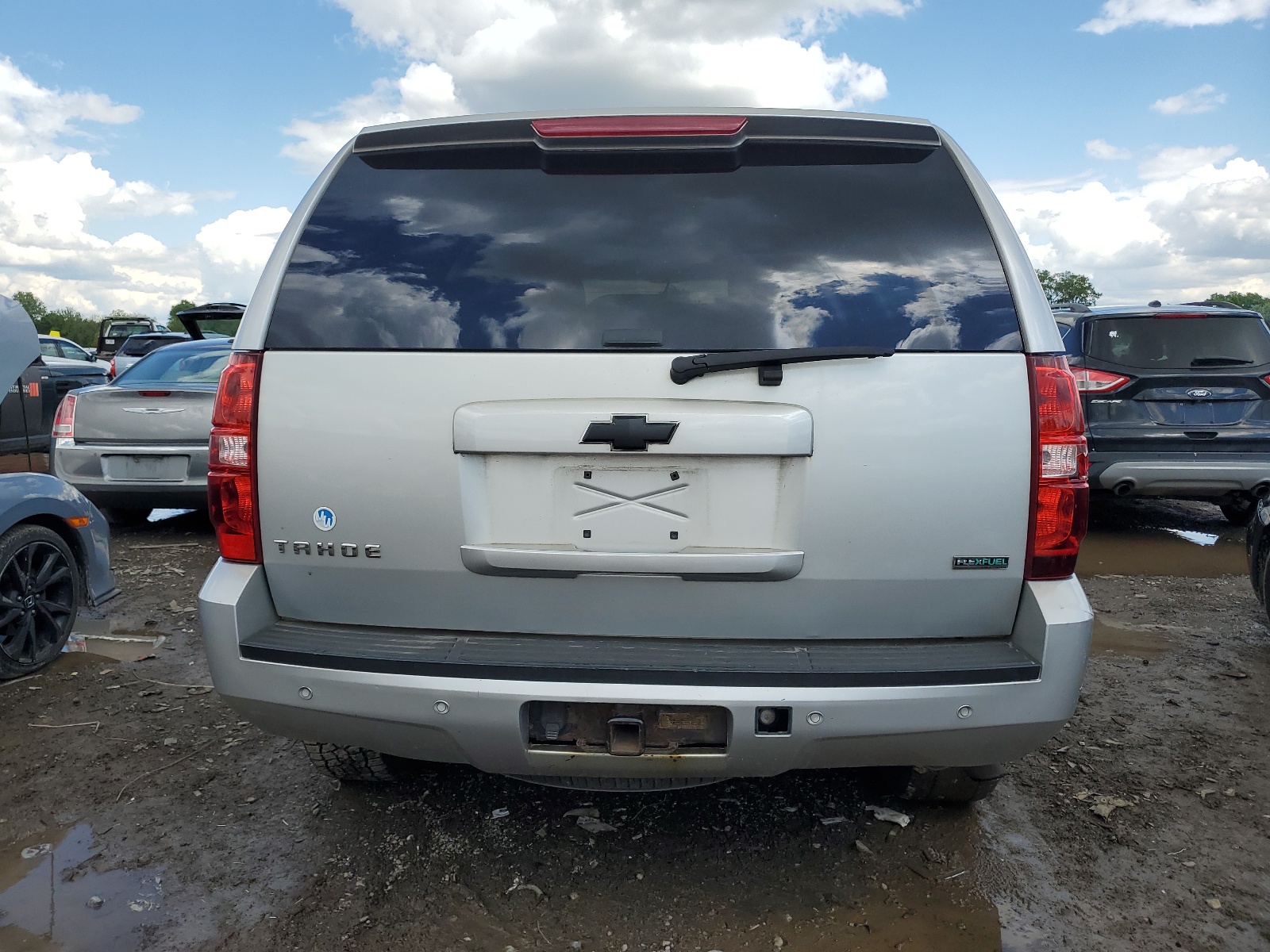 1GNSKBE03BR301052 2011 Chevrolet Tahoe K1500 Lt