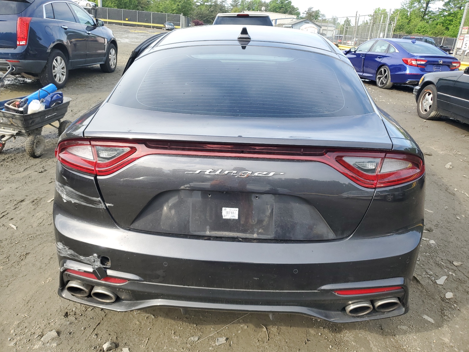 KNAE25LA2K6052681 2019 Kia Stinger Premium