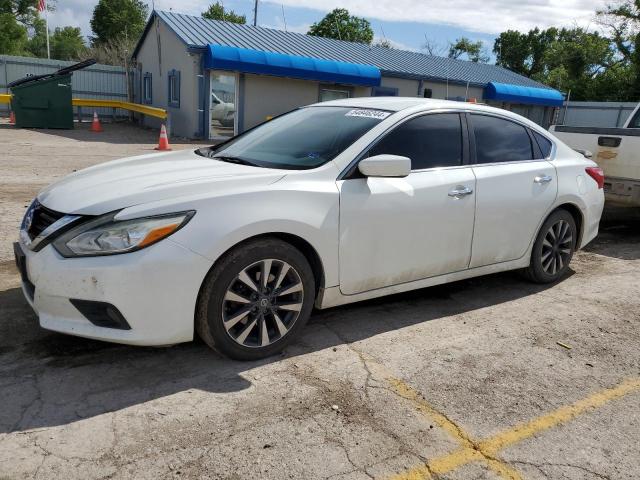 2017 Nissan Altima 2.5 for Sale in Wichita, KS - Rear End