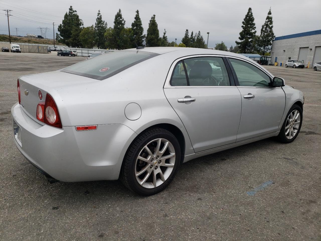 2011 Chevrolet Malibu - Image 3