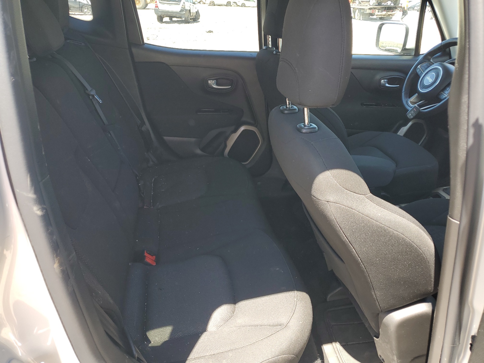 ZACCJABT7GPD12053 2016 Jeep Renegade Latitude