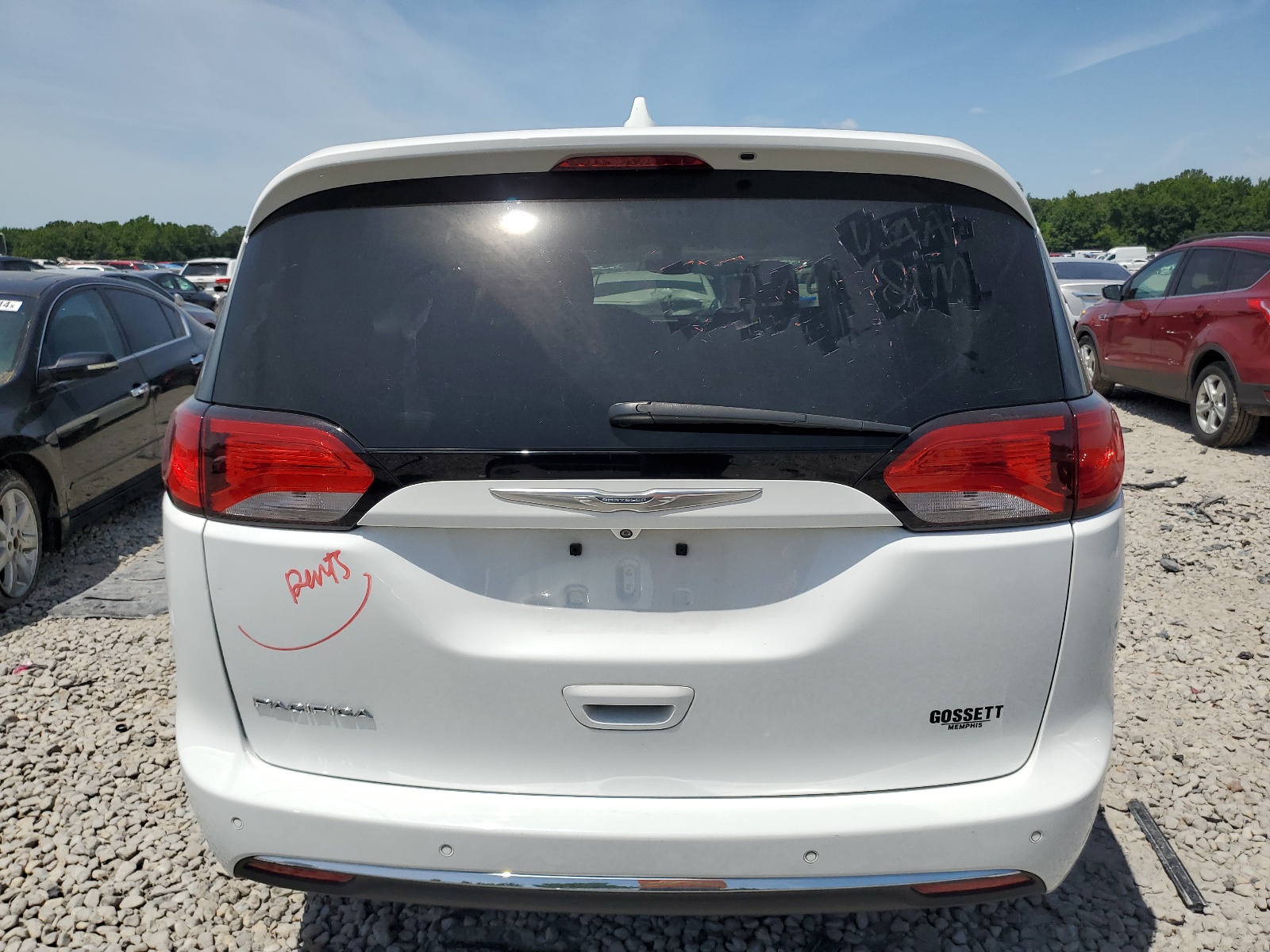 2C4RC1FG6JR128131 2018 Chrysler Pacifica Touring Plus