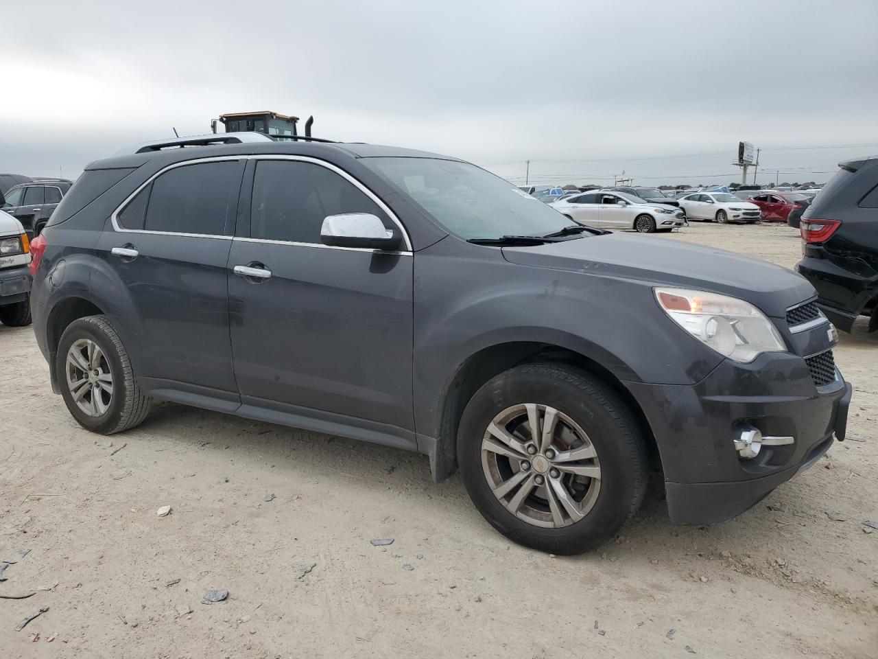 VIN 2GNALFEK4D6279983 2013 CHEVROLET EQUINOX no.4