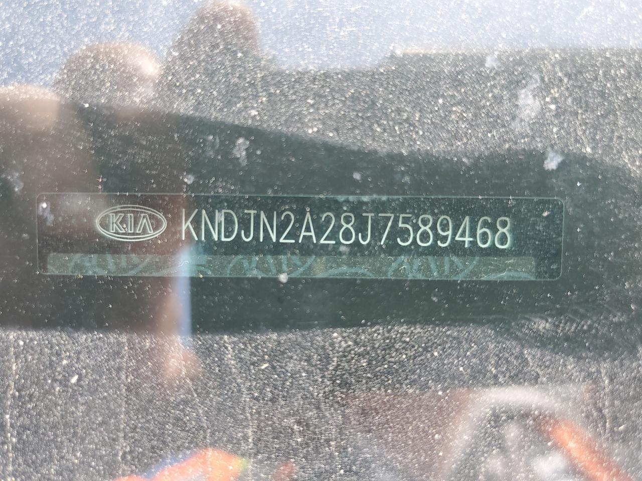 KNDJN2A28J7589468 2018 Kia Soul