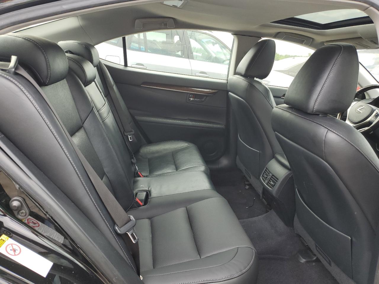 2015 Lexus Es 350 VIN: JTHBK1GG9F2161826 Lot: 55589444