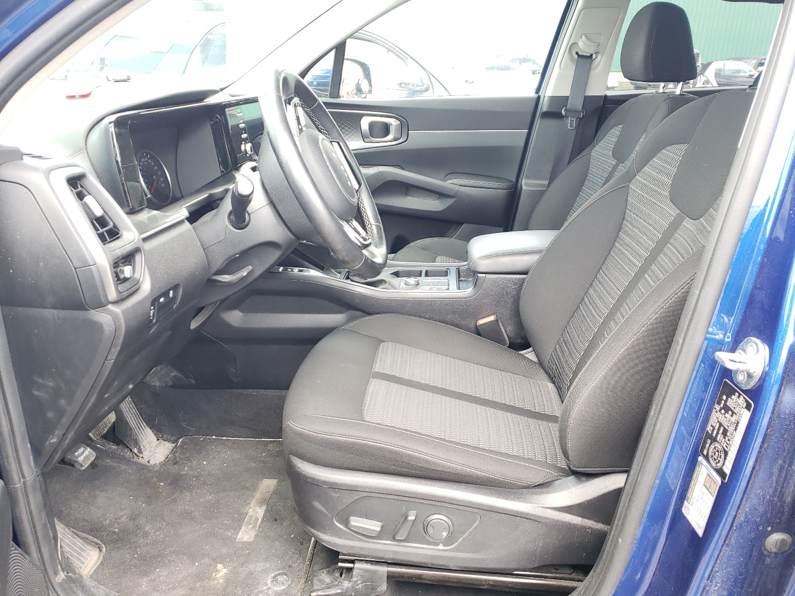 5XYRGDLC3NG095882 2022 Kia Sorento Lx