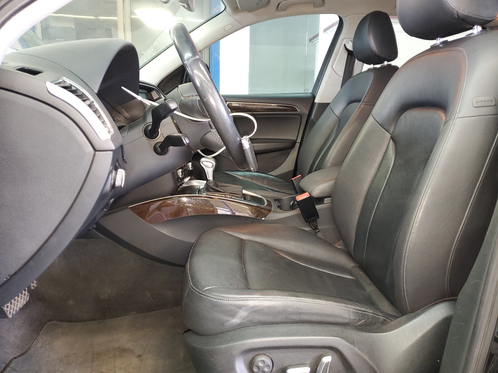 WA1CFBFP9EA086299 2014 Audi Q5 Premium