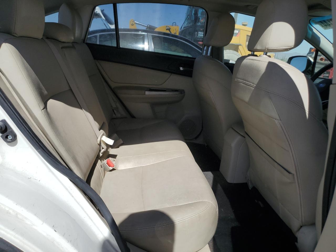 2014 Subaru XV - Image 10