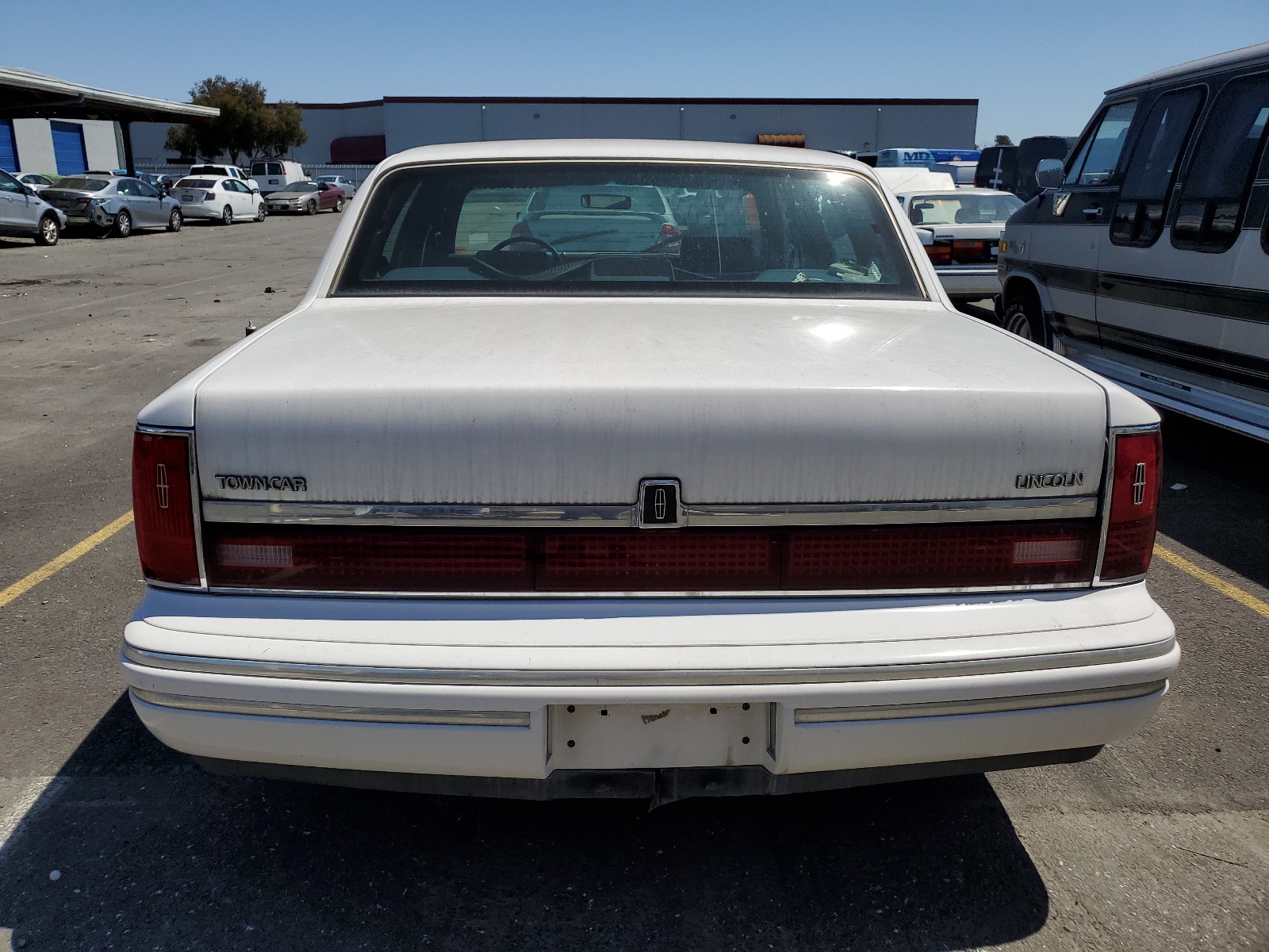 1LNLM81W7RY662560 1994 Lincoln Town Car Executive