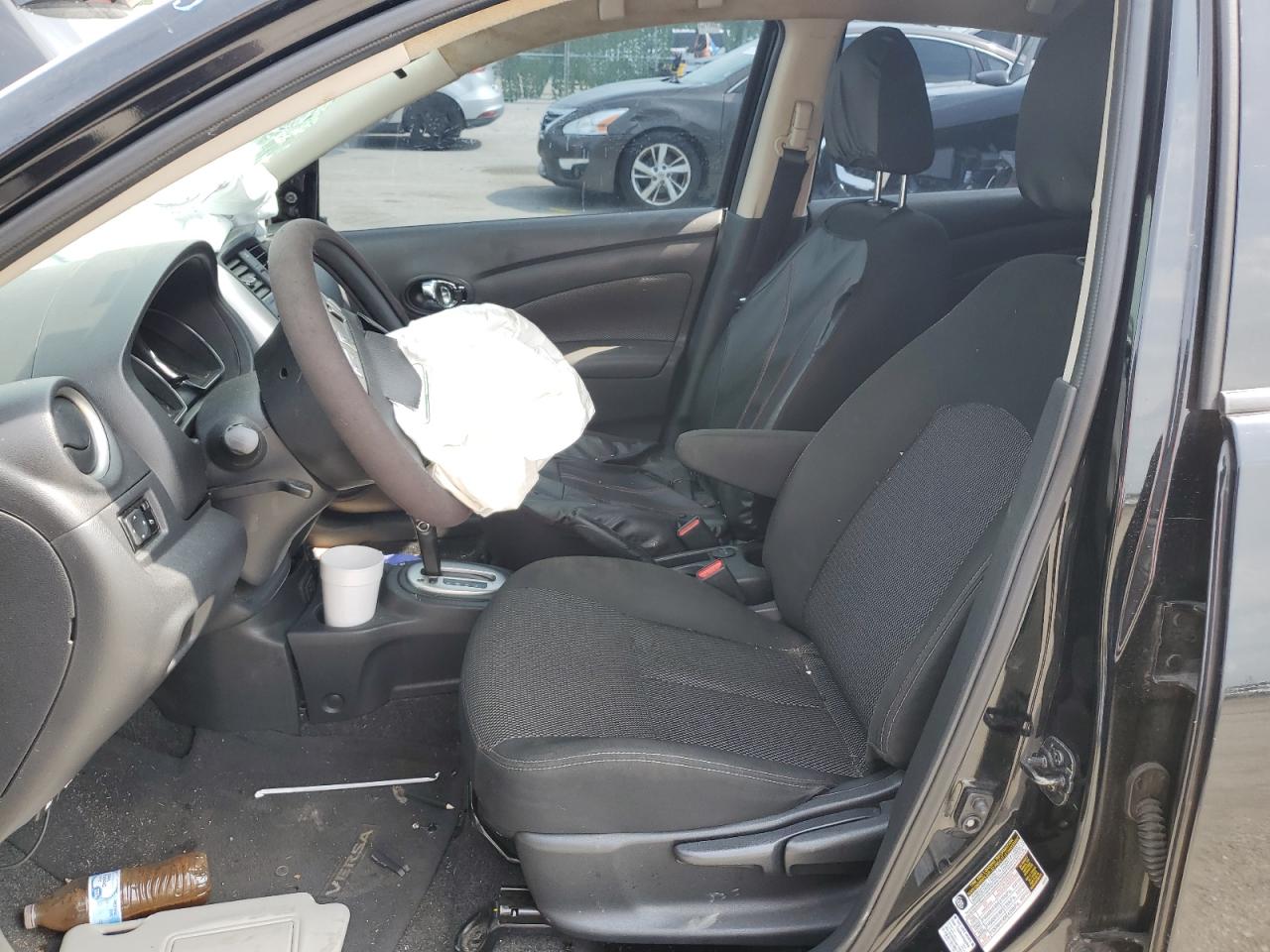 2019 Nissan Versa - Image 7