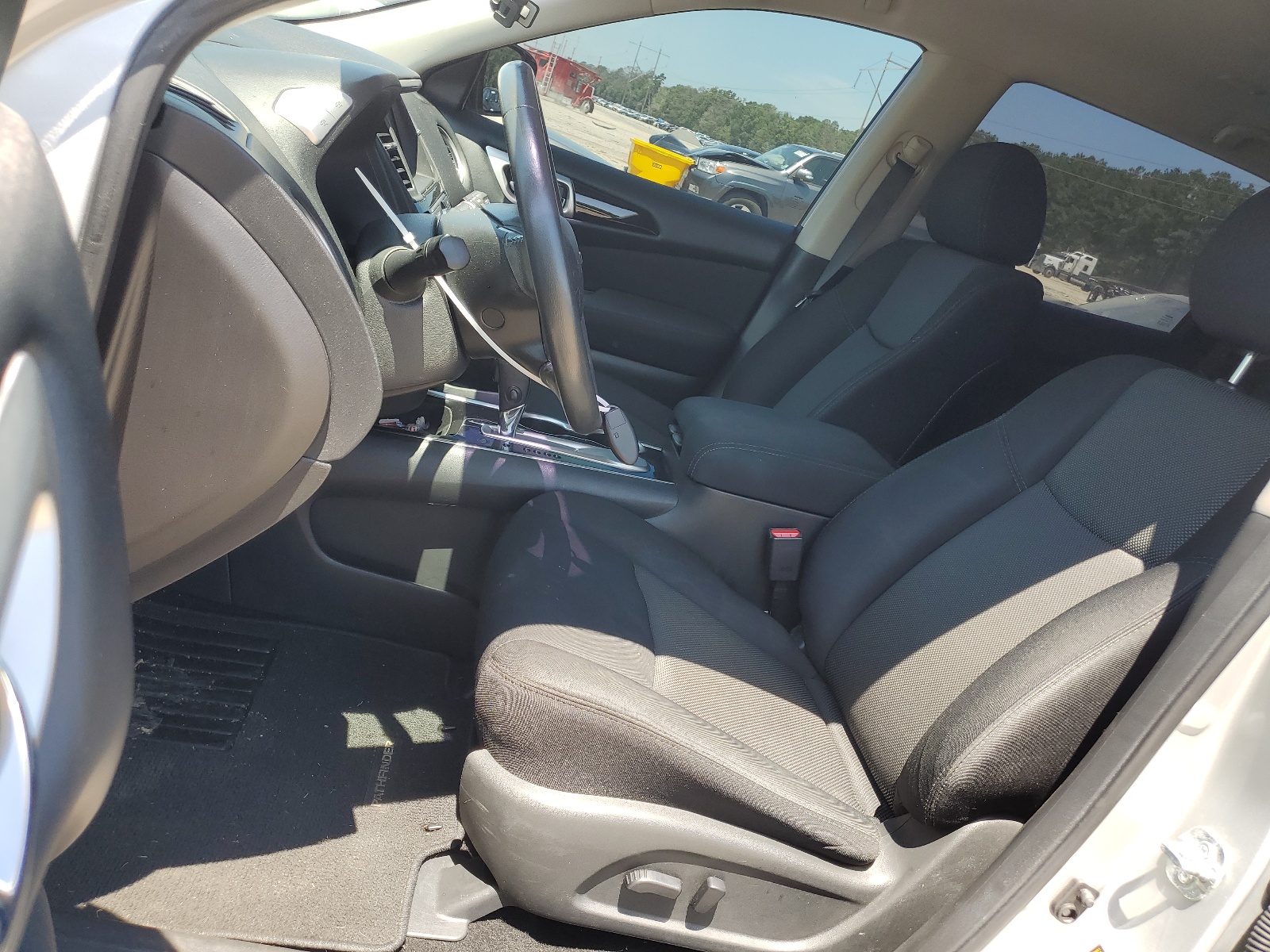 5N1DR2MN8HC673911 2017 Nissan Pathfinder S