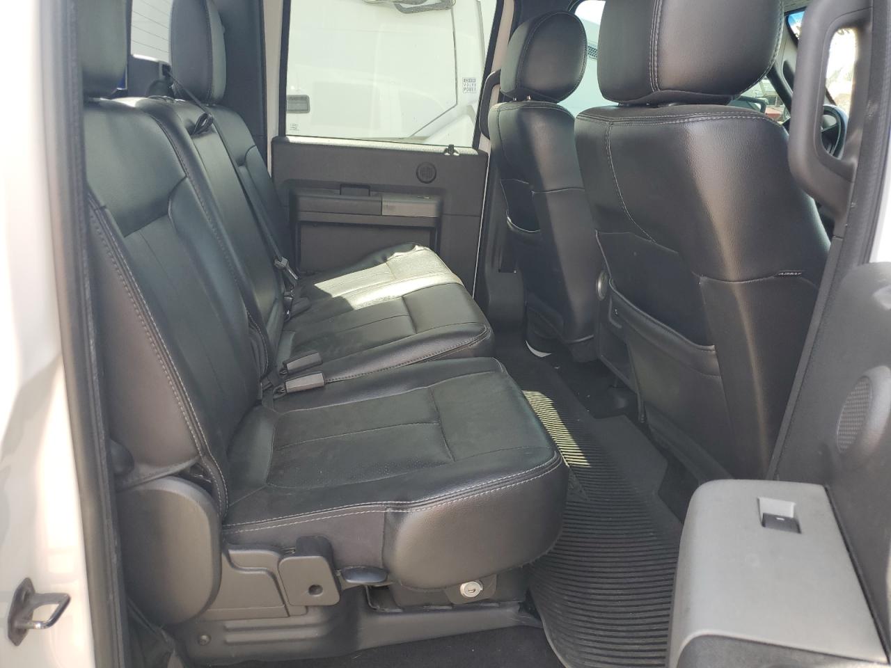 2012 Ford F450 - Image 10