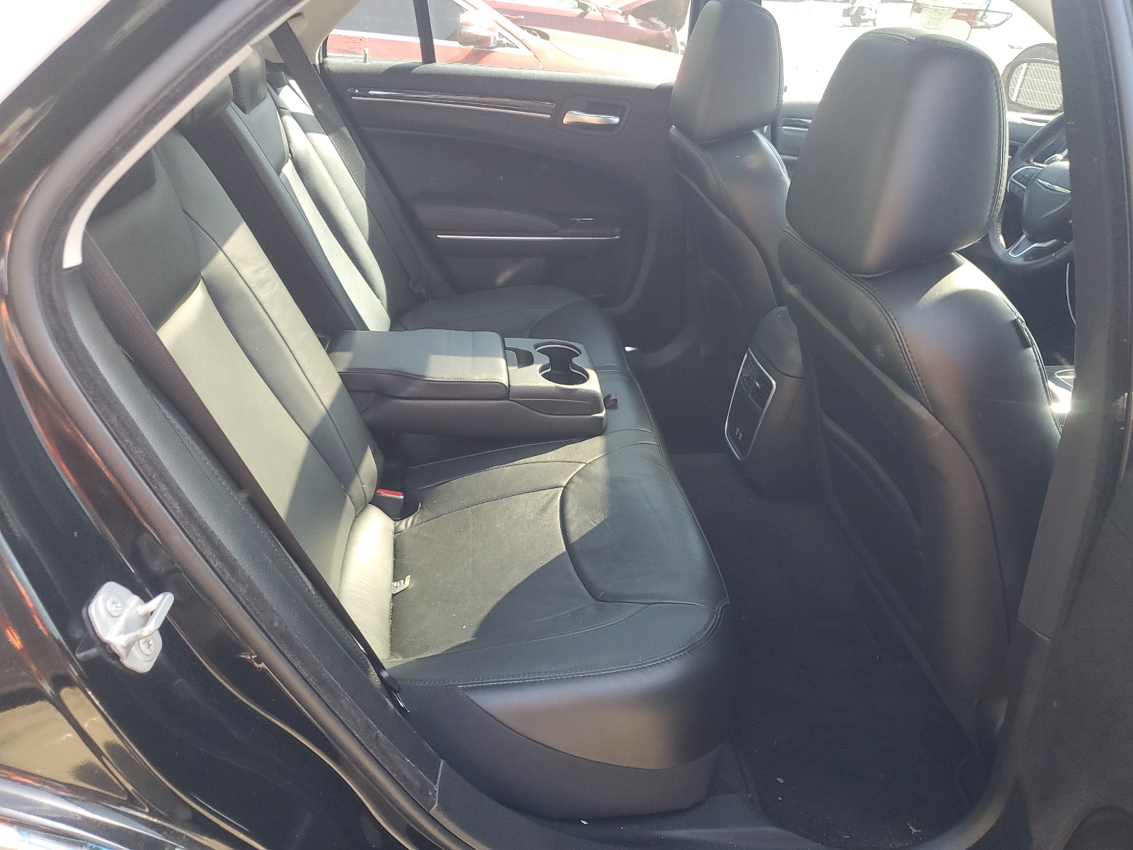 2C3CCAAG7GH311232 2016 Chrysler 300 Limited