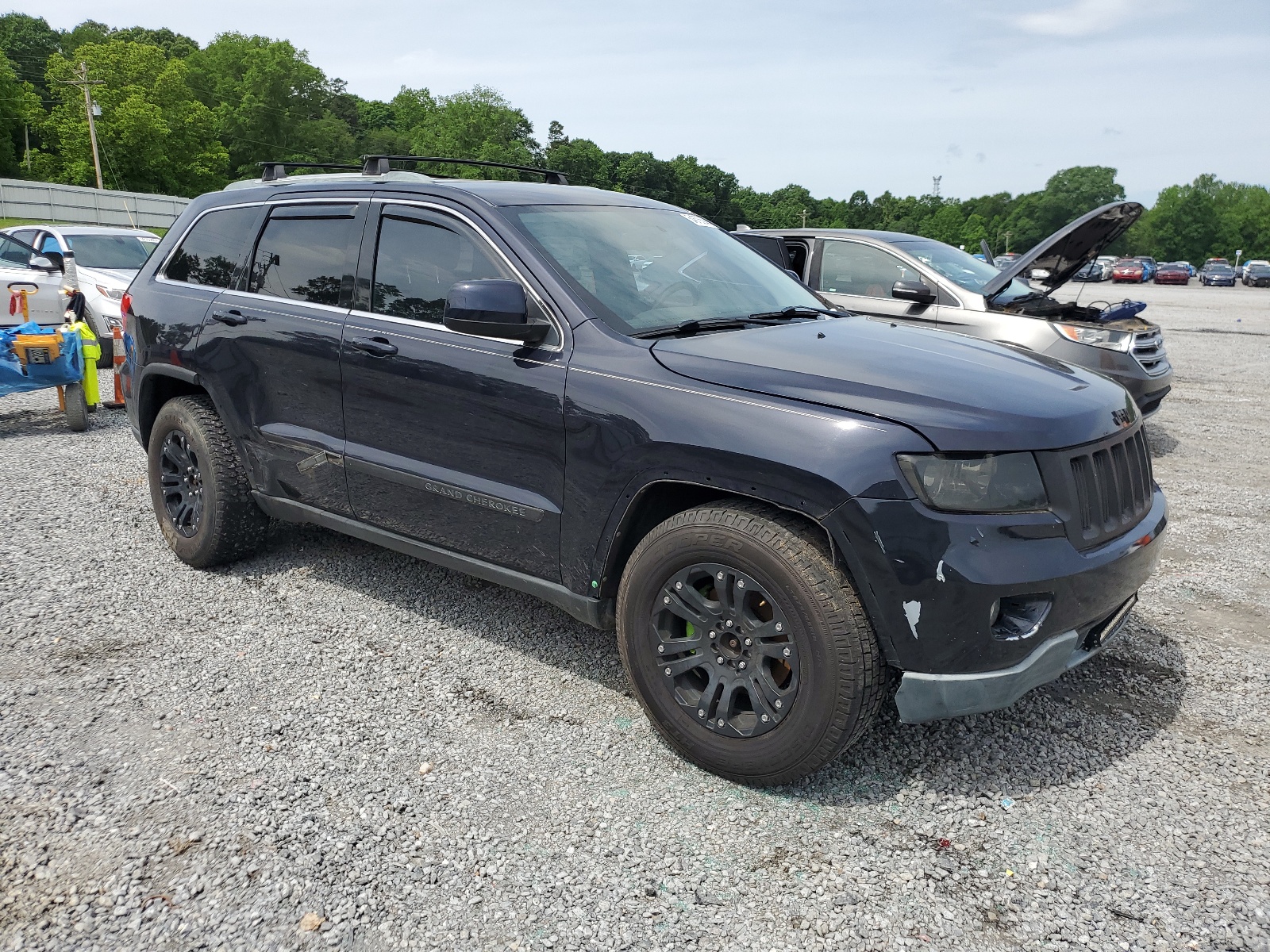 1J4RR4GG9BC548632 2011 Jeep Grand Cherokee Laredo
