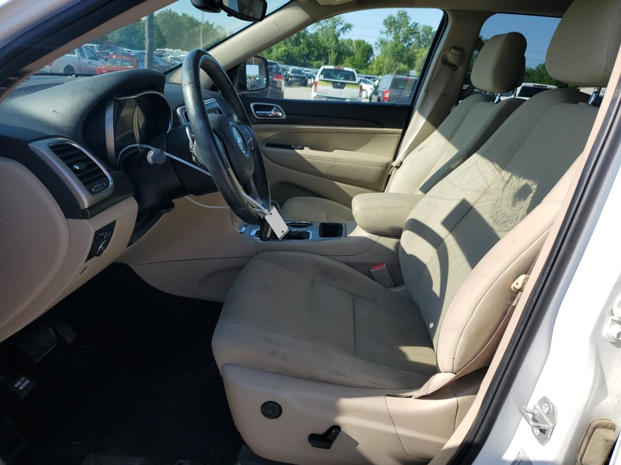 2017 Jeep Grand Cherokee Laredo VIN: 1C4RJFAGXHC682916 Lot: 56293574