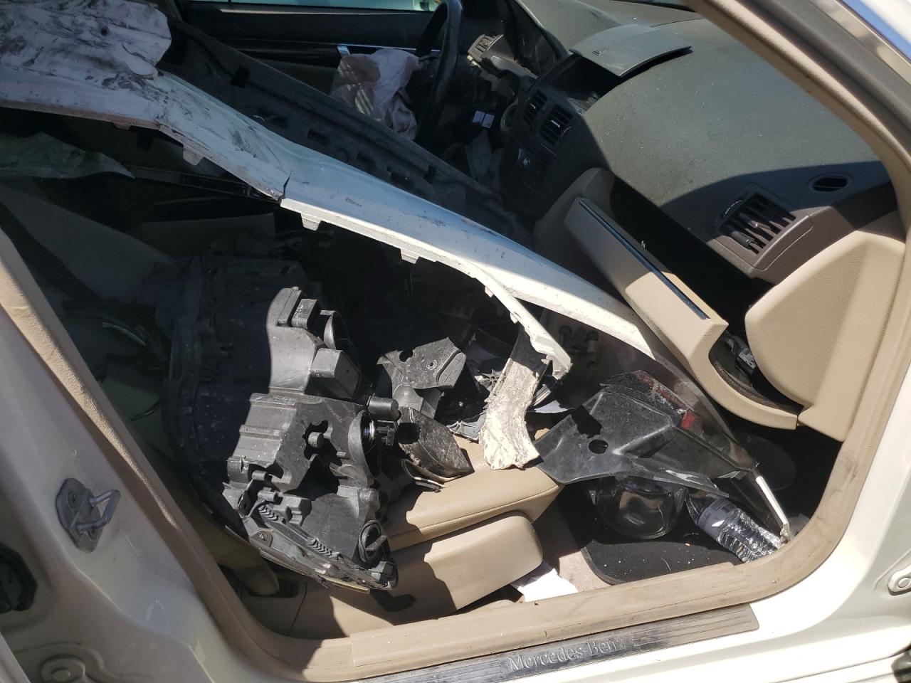 2010 Mercedes-Benz C 300 VIN: WDDGF5EB2AF370083 Lot: 57140024