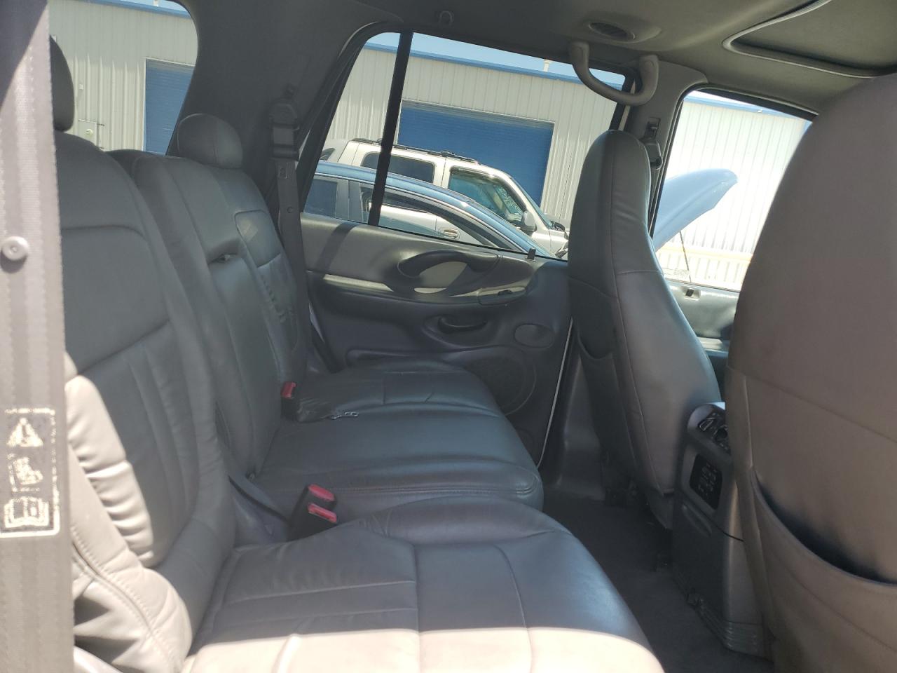 2000 Ford Expedition Xlt VIN: 1FMRU15LXYLB00522 Lot: 54411354