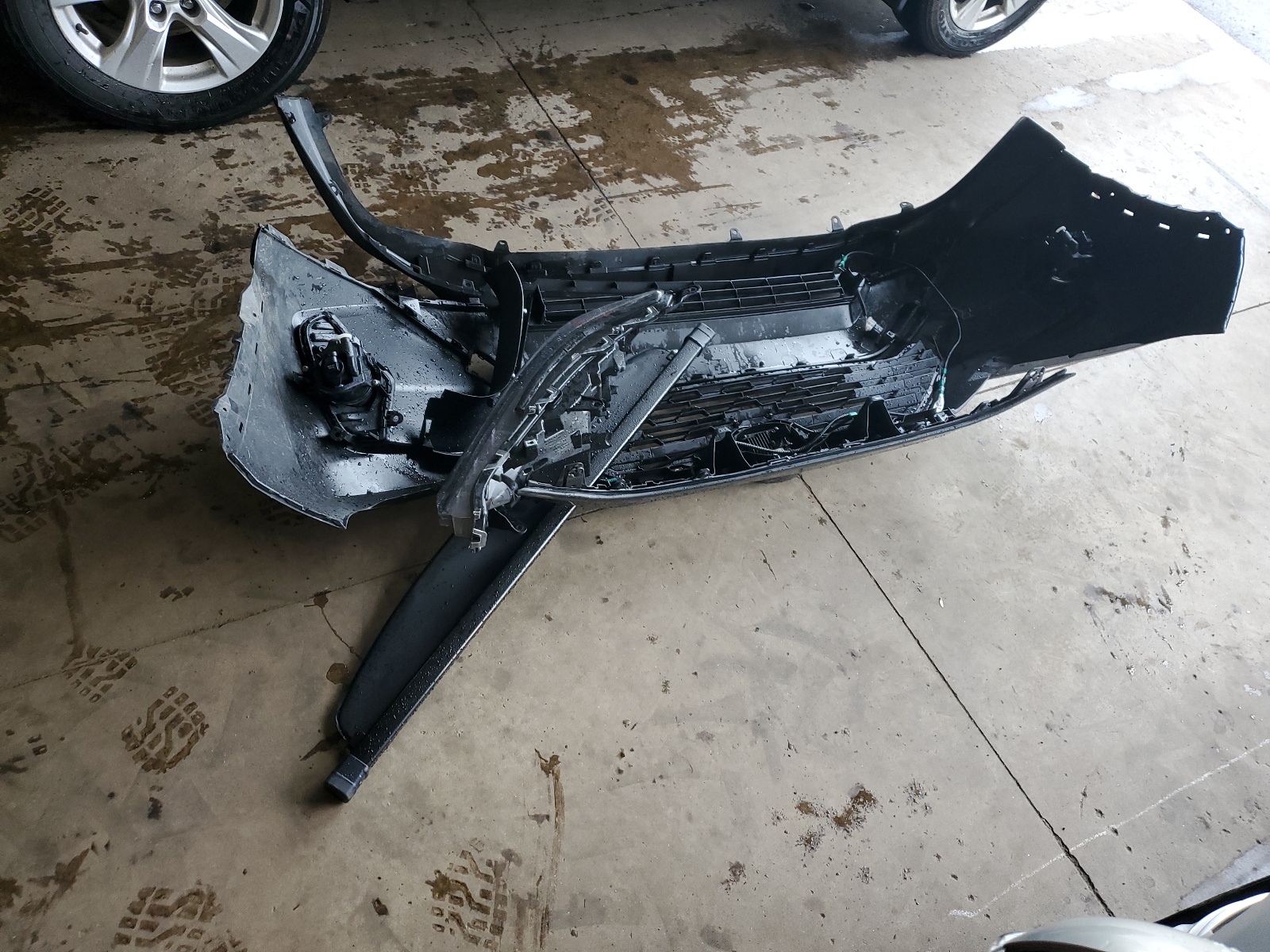 JTMP1RFV5LD052532 2020 Toyota Rav4 Xle