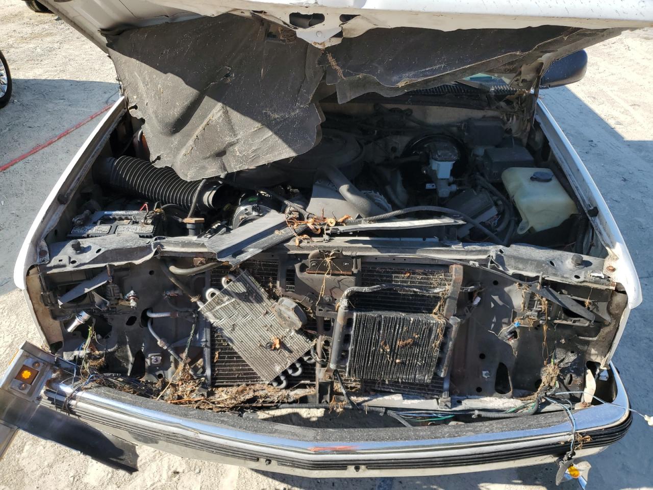 1995 Chevrolet Gmt-400 C1500 VIN: 2GCEC19H8S1157472 Lot: 56136624