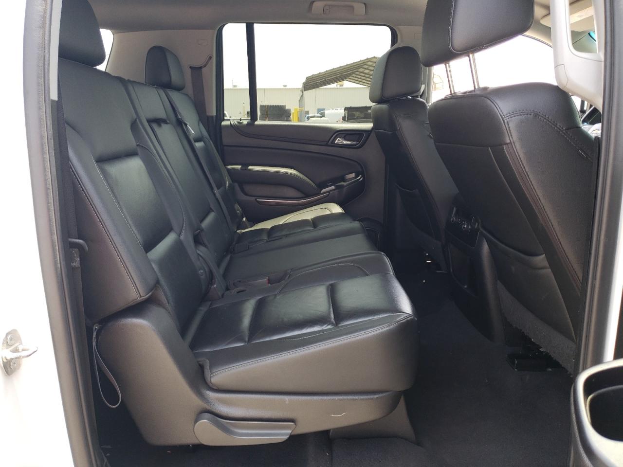 2019 Chevrolet Suburban C1500 Lt VIN: 1GNSCHKCXKR207233 Lot: 55410464