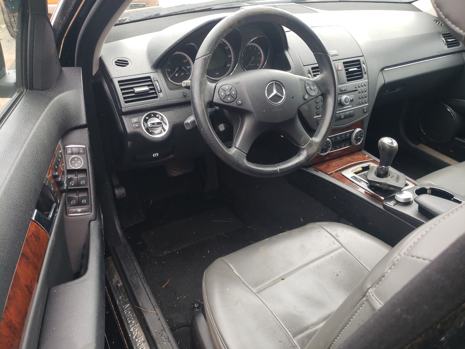 WDDGF8BB7BR157300 2011 Mercedes-Benz C 300 4Matic