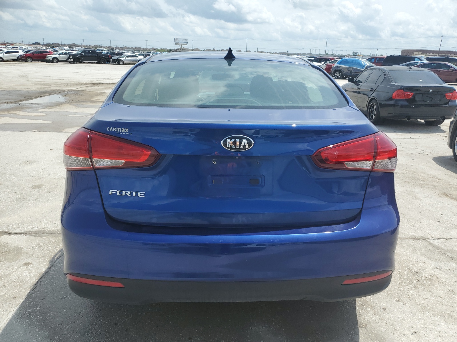 3KPFK4A71JE272671 2018 Kia Forte Lx