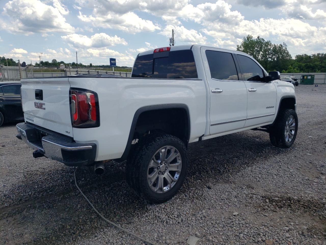 2018 GMC Sierra - Image 3