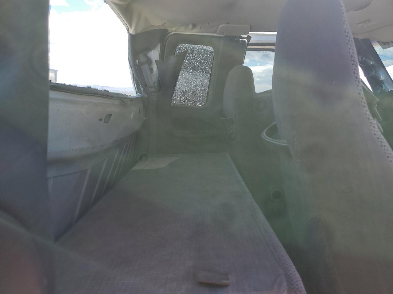1998 Dodge Ram 2500 VIN: 1B7KF2366WJ240921 Lot: 52307554