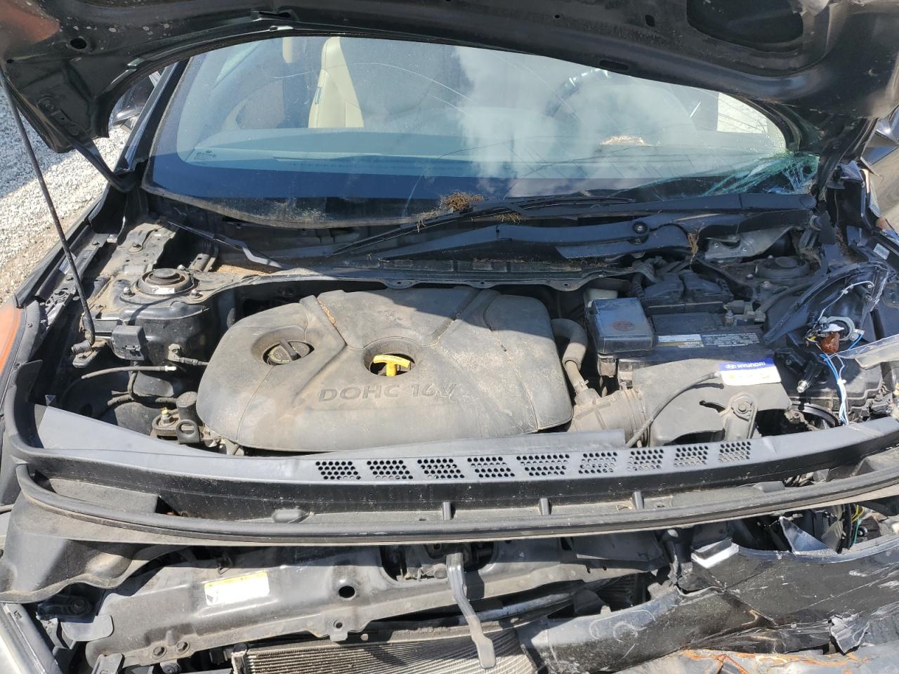 2011 Hyundai Elantra - Image 13