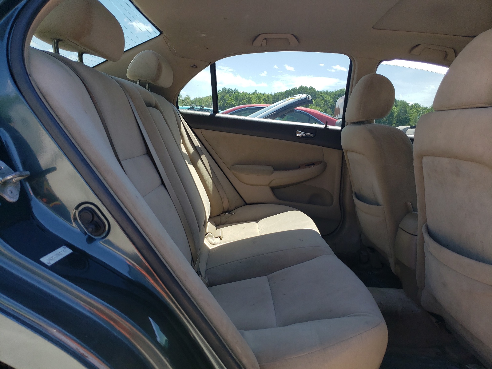 1HGCM567X5A027907 2005 Honda Accord Ex