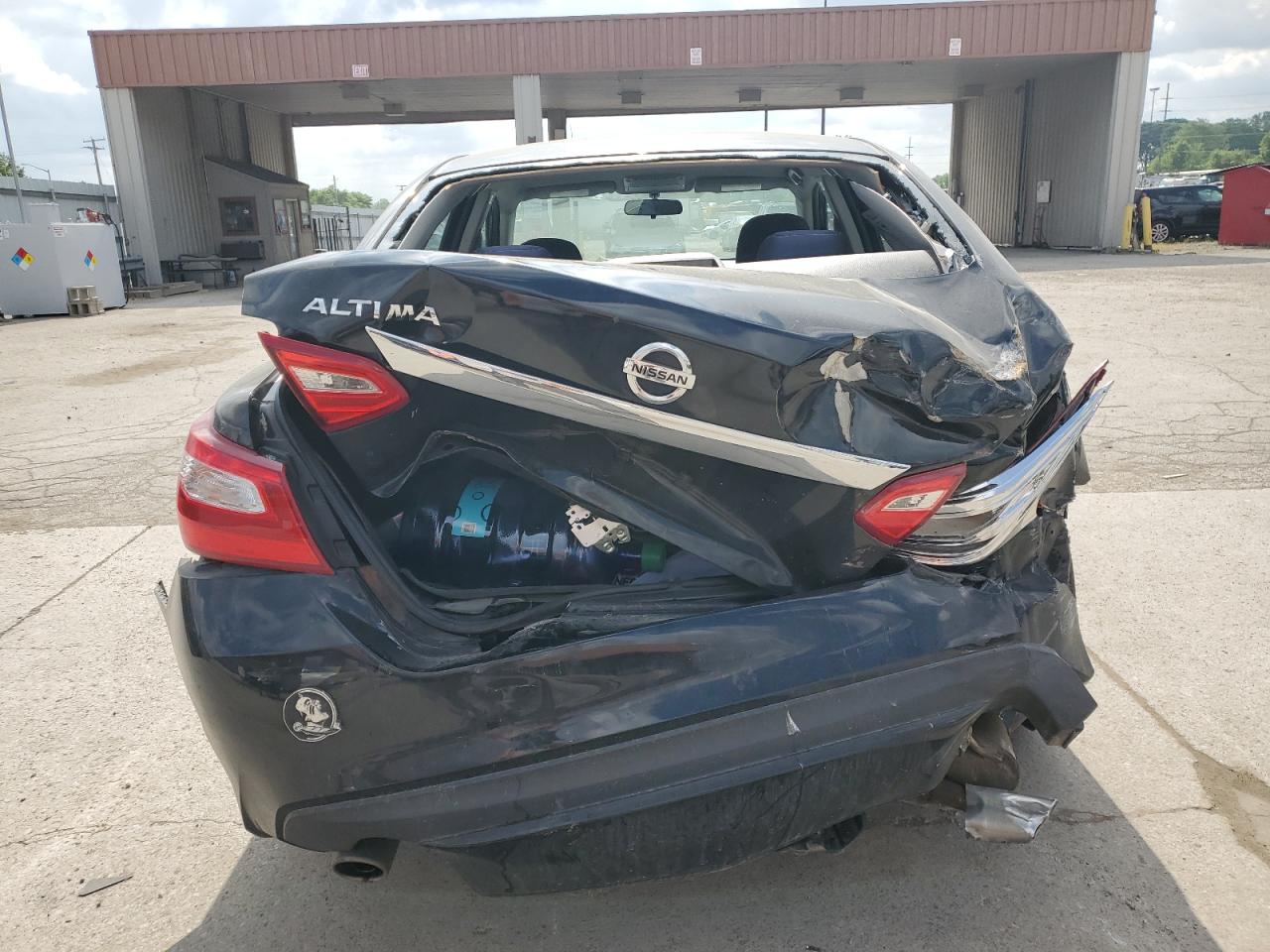 2017 Nissan Altima 2.5 VIN: 1N4AL3AP2HN338240 Lot: 55800574