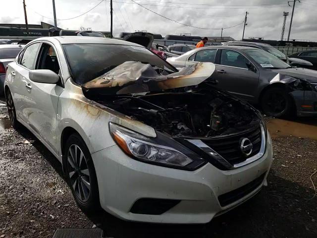 2017 Nissan Altima 2.5 VIN: 1N4AL3AP8HC293381 Lot: 54000034