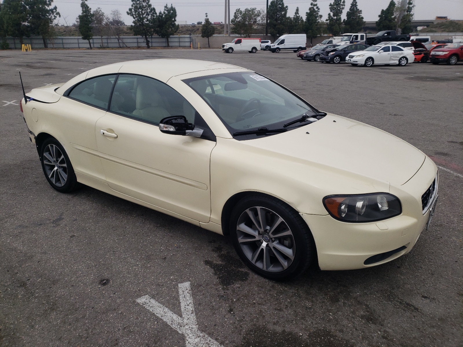 YV1672MC0AJ092111 2010 Volvo C70 T5