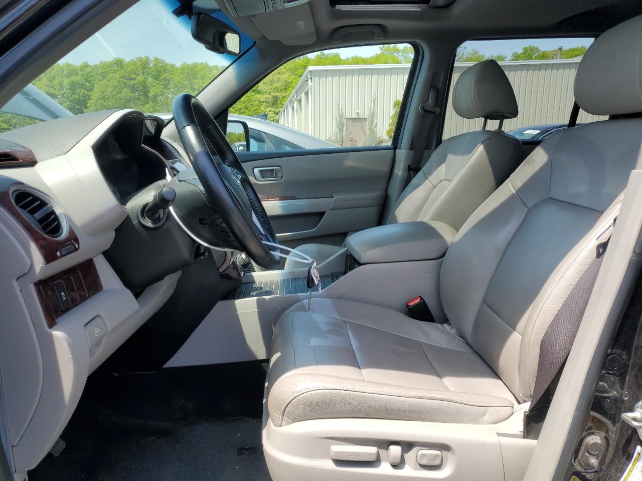 2012 Honda Pilot Exln VIN: 5FNYF4H74CB005332 Lot: 65231104