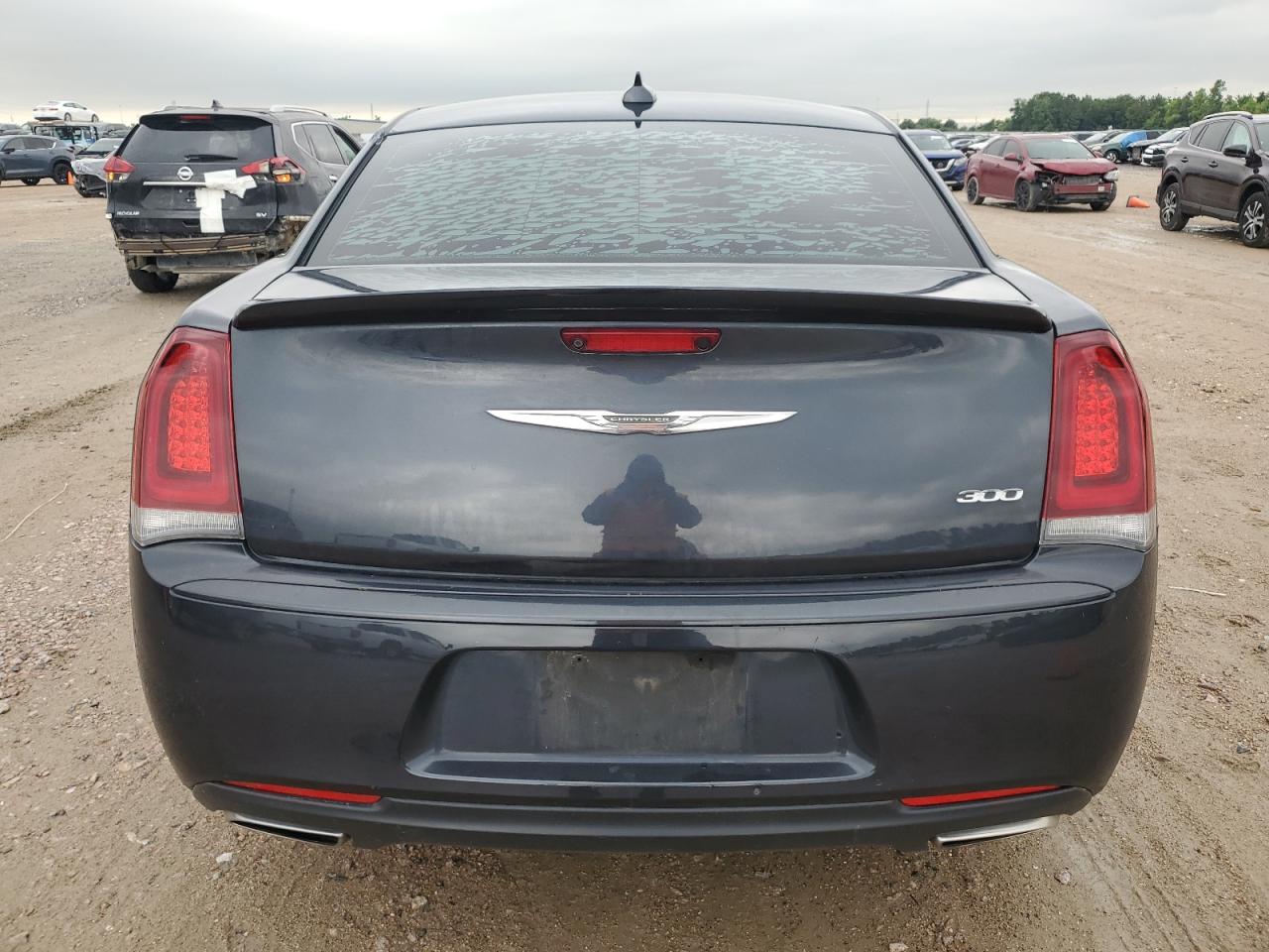 2018 Chrysler 300 Touring VIN: 2C3CCAAG1JH293947 Lot: 57317244