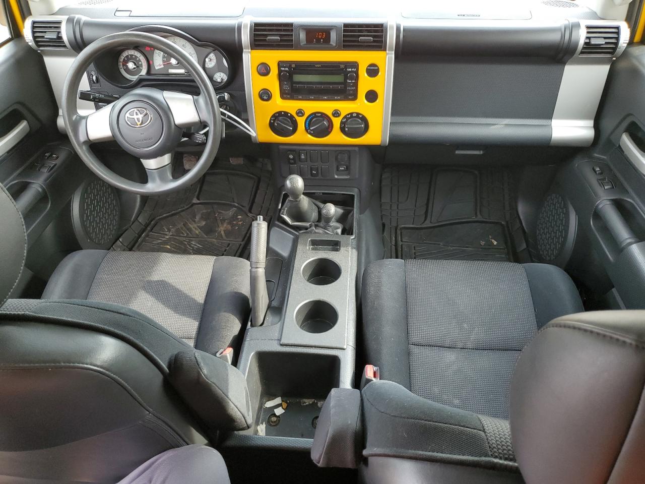 JTEBU11F570025715 2007 Toyota Fj Cruiser