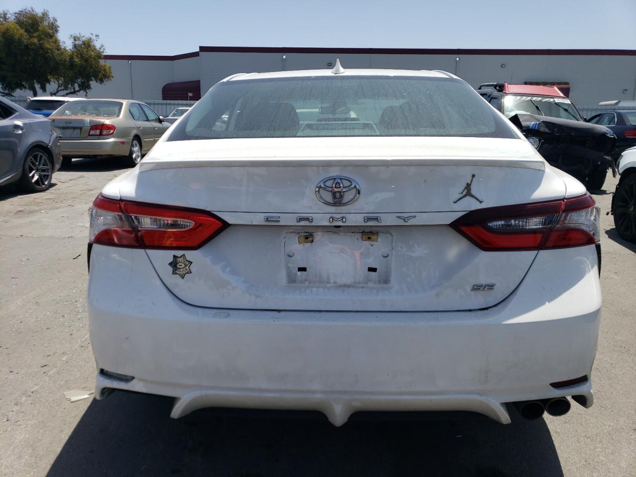 4T1G11AKXMU540774 Toyota Camry SE 6