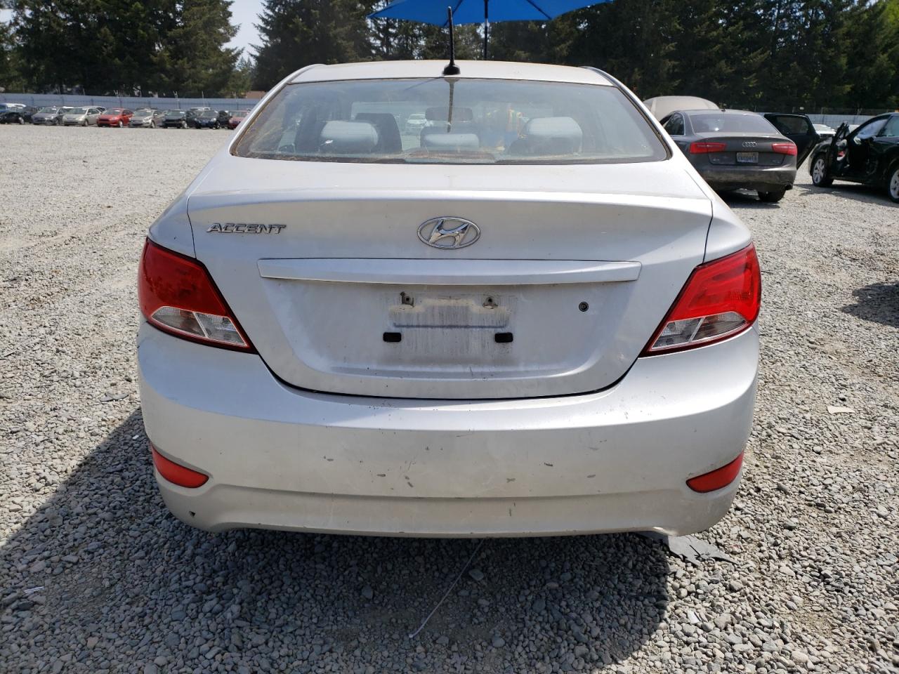 2015 Hyundai Accent Gls VIN: KMHCT4AE5FU915543 Lot: 55127884