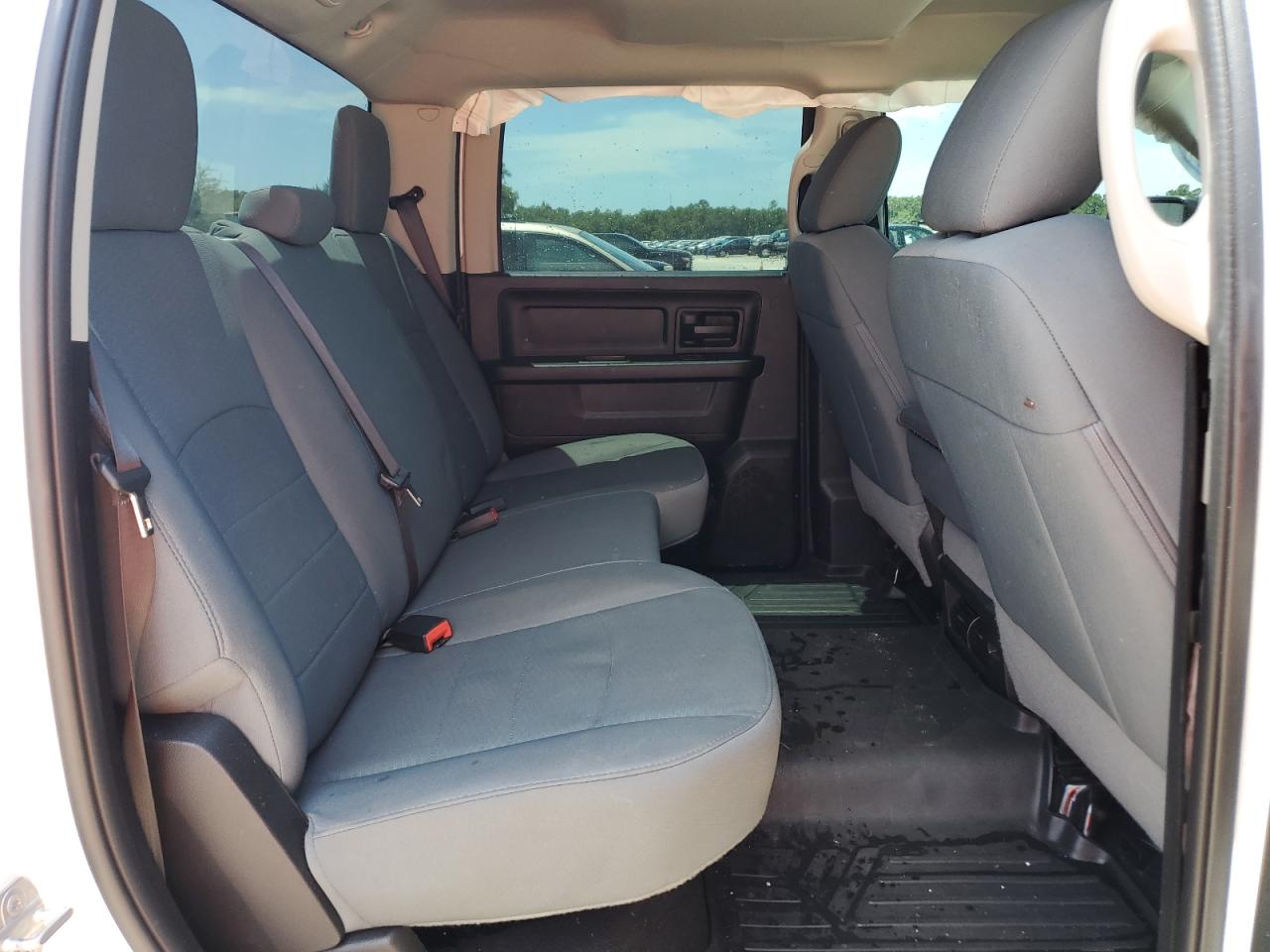 2019 RAM 1500 - Image 10