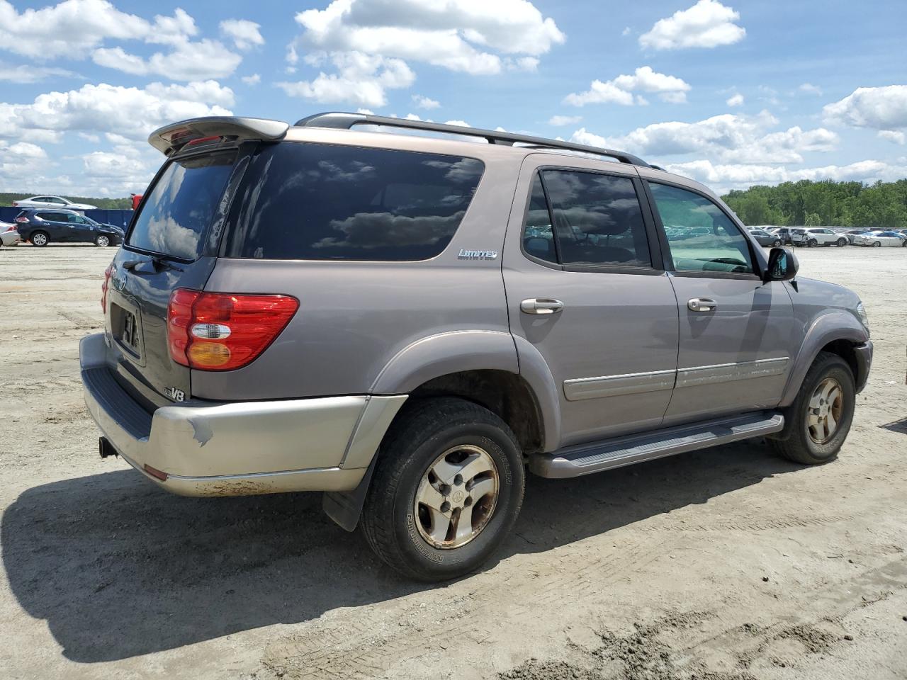 2001 Toyota Sequoia Limited VIN: 5TDBT48A91S053587 Lot: 55089834