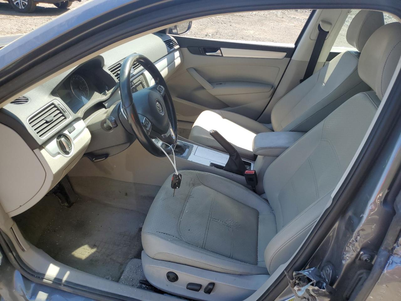 2012 Volkswagen Passat Se VIN: 1VWBP7A32CC037718 Lot: 53235574