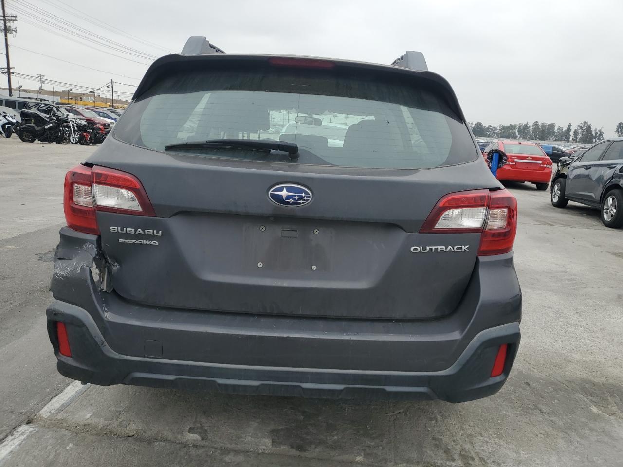 4S4BSAAC6J3372438 2018 Subaru Outback 2.5I