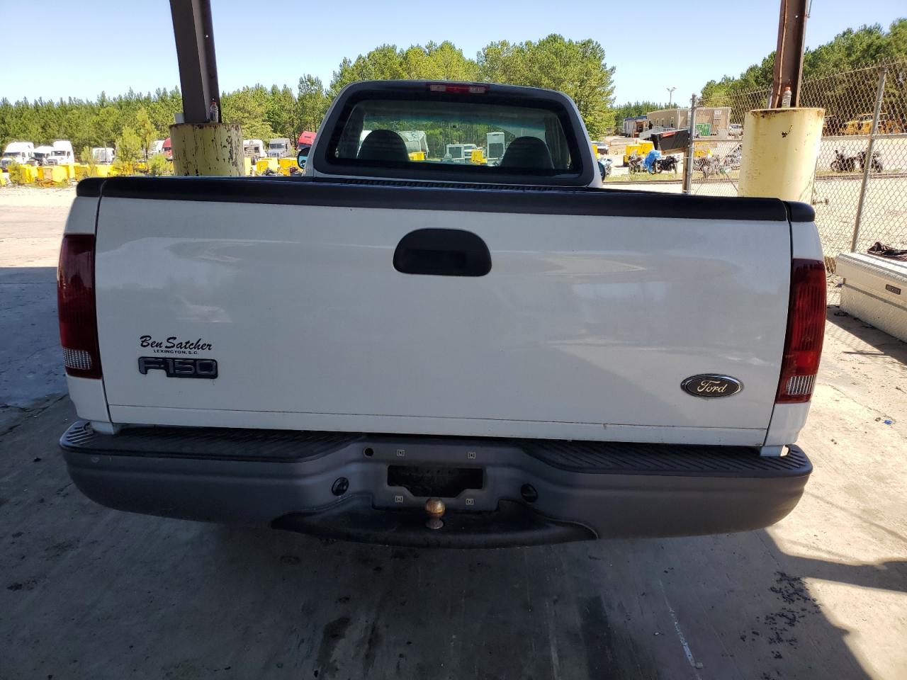 1FTRF17W02NA13696 2002 Ford F150