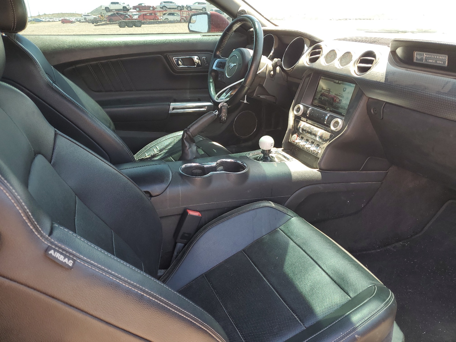 1FA6P8THXF5350484 2015 Ford Mustang