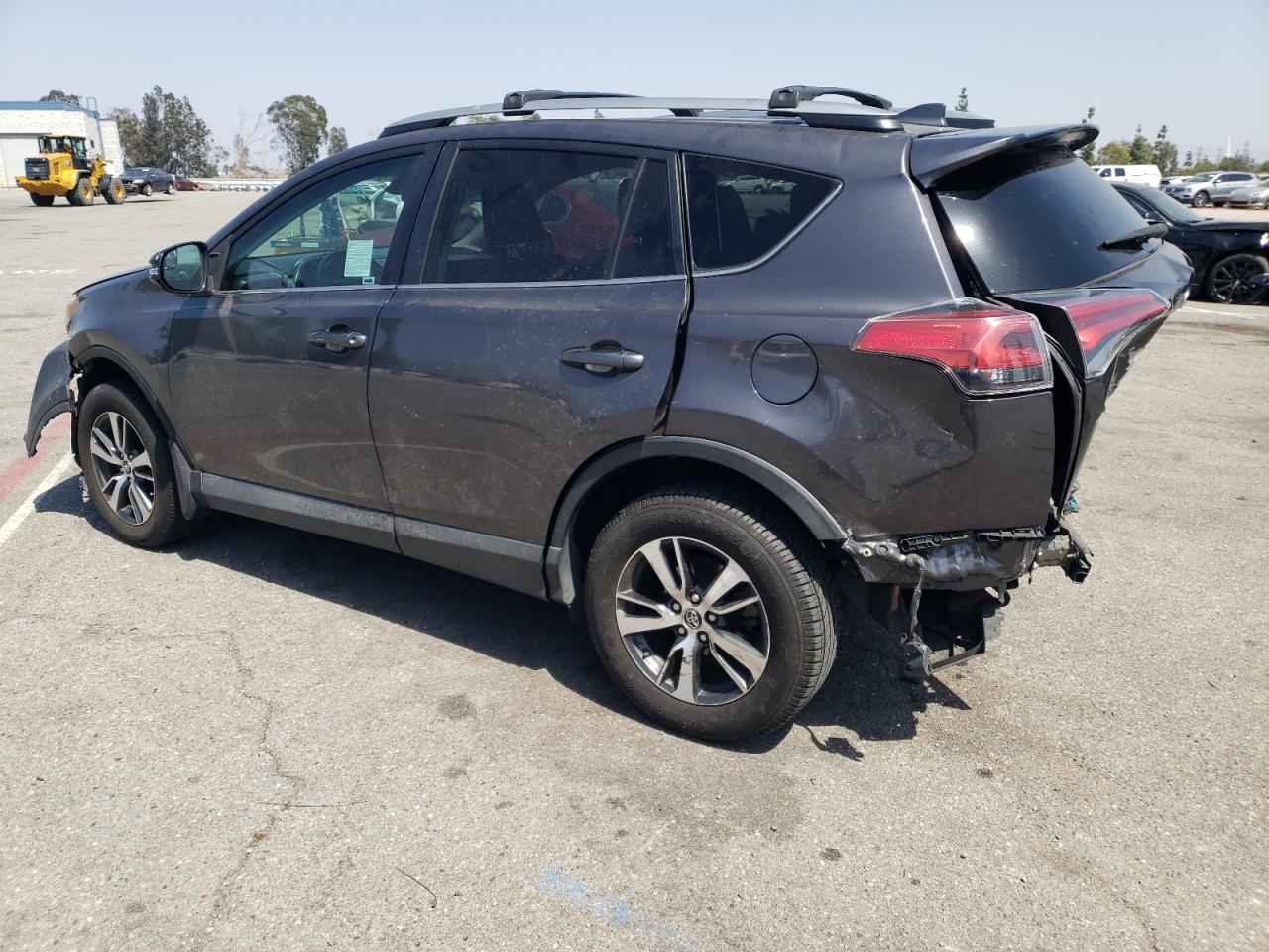 2T3WFREV4HW346545 2017 TOYOTA RAV 4 - Image 2