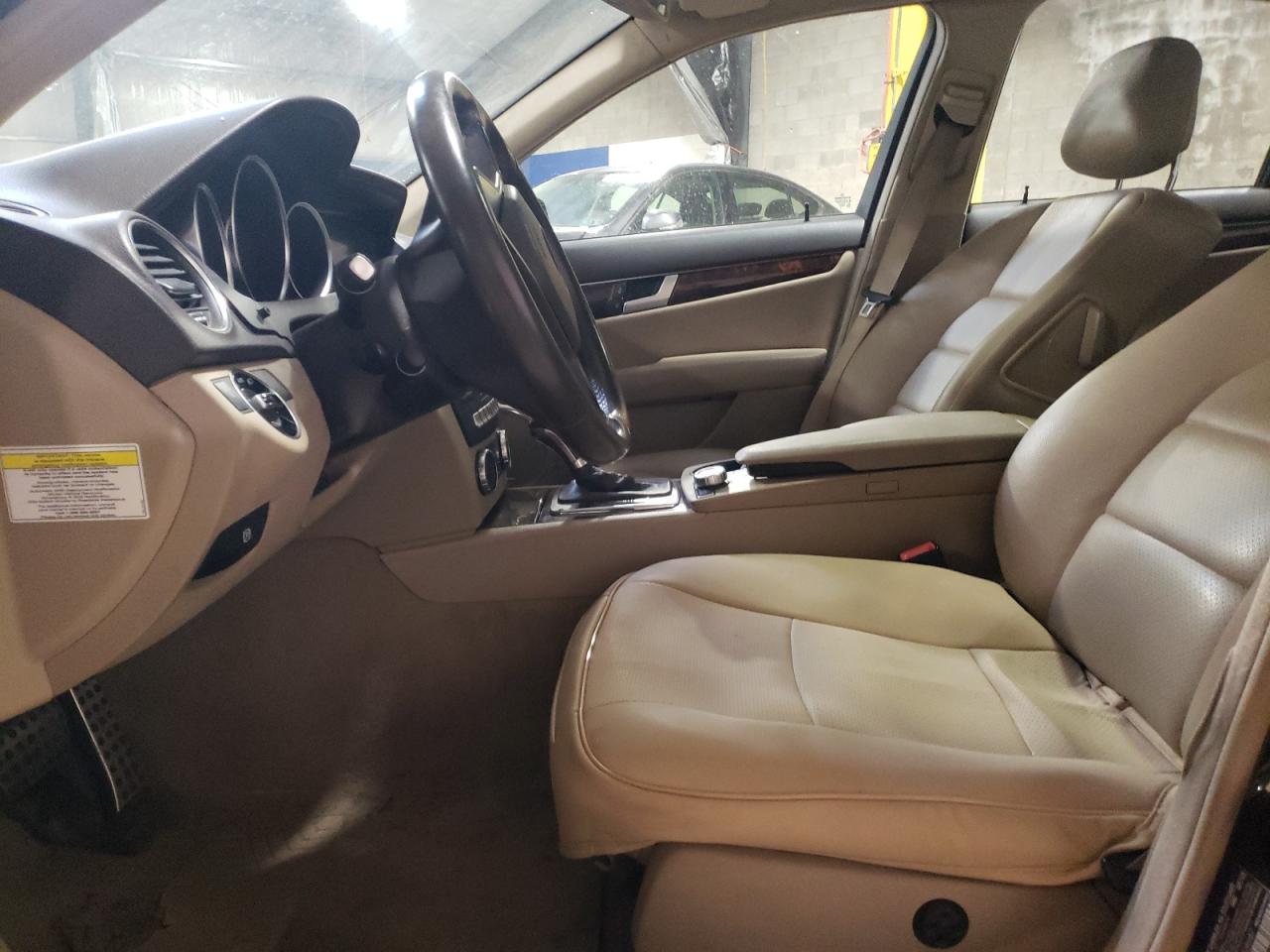 2014 Mercedes-Benz C 300 4Matic VIN: WDDGF8AB5ER308687 Lot: 53590564