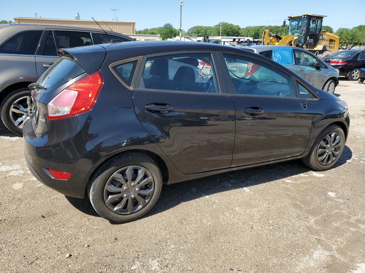 2015 Ford Fiesta - Image 3