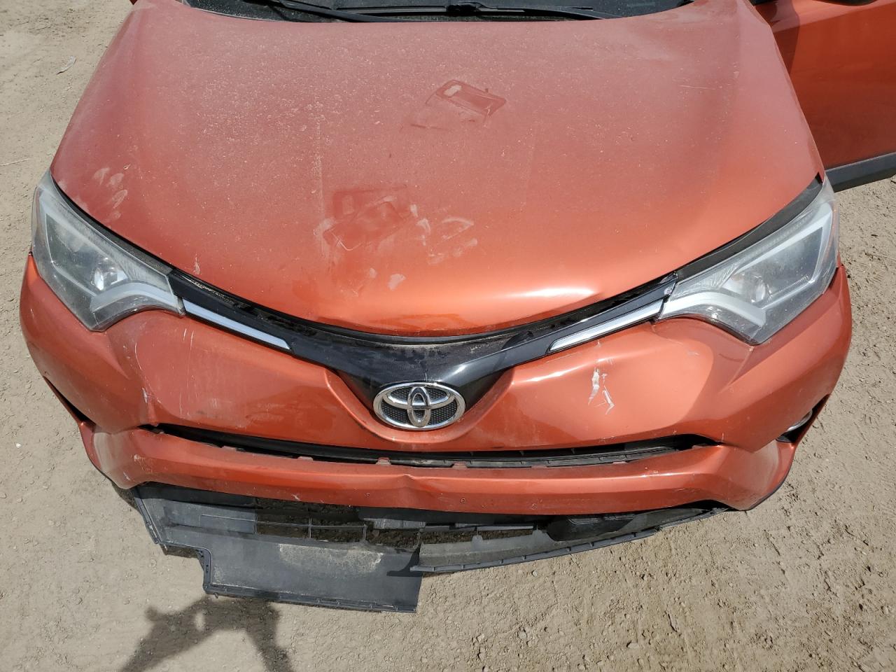 2T3RFREV8GW432467 2016 Toyota Rav4 Xle